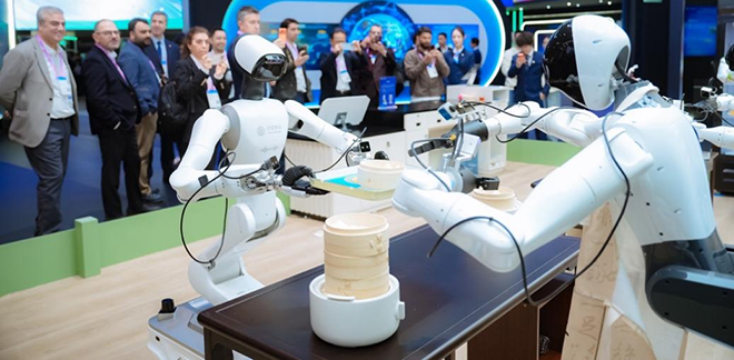 MWC 2026丨中国移动通信、算力、智能三大创新服务引“围观”